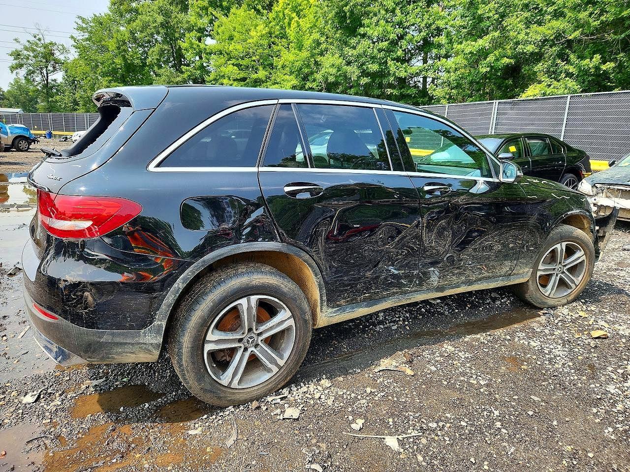 2018 Mercedes-Benz Glc 300 4Matic - Image 3