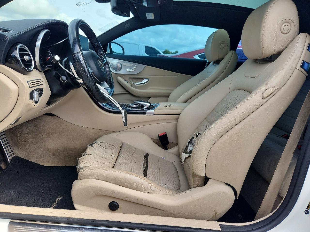 2017 Mercedes-Benz C 300 - Фото 7