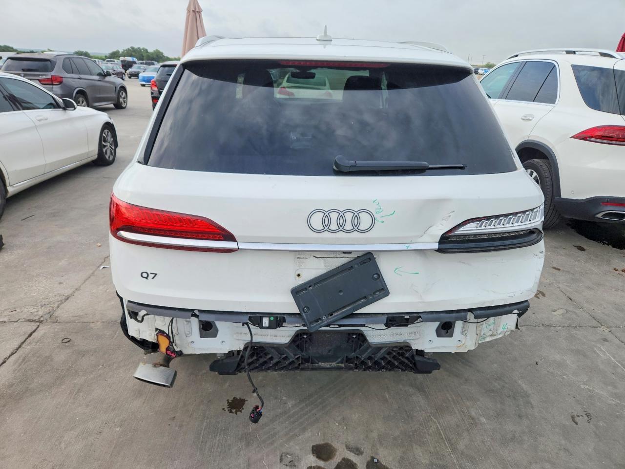 2025 Audi Q7 Premium - Фото 6