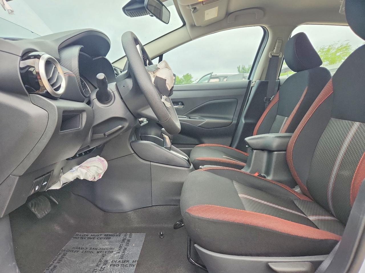 2025 Nissan Versa Sr - Image 7