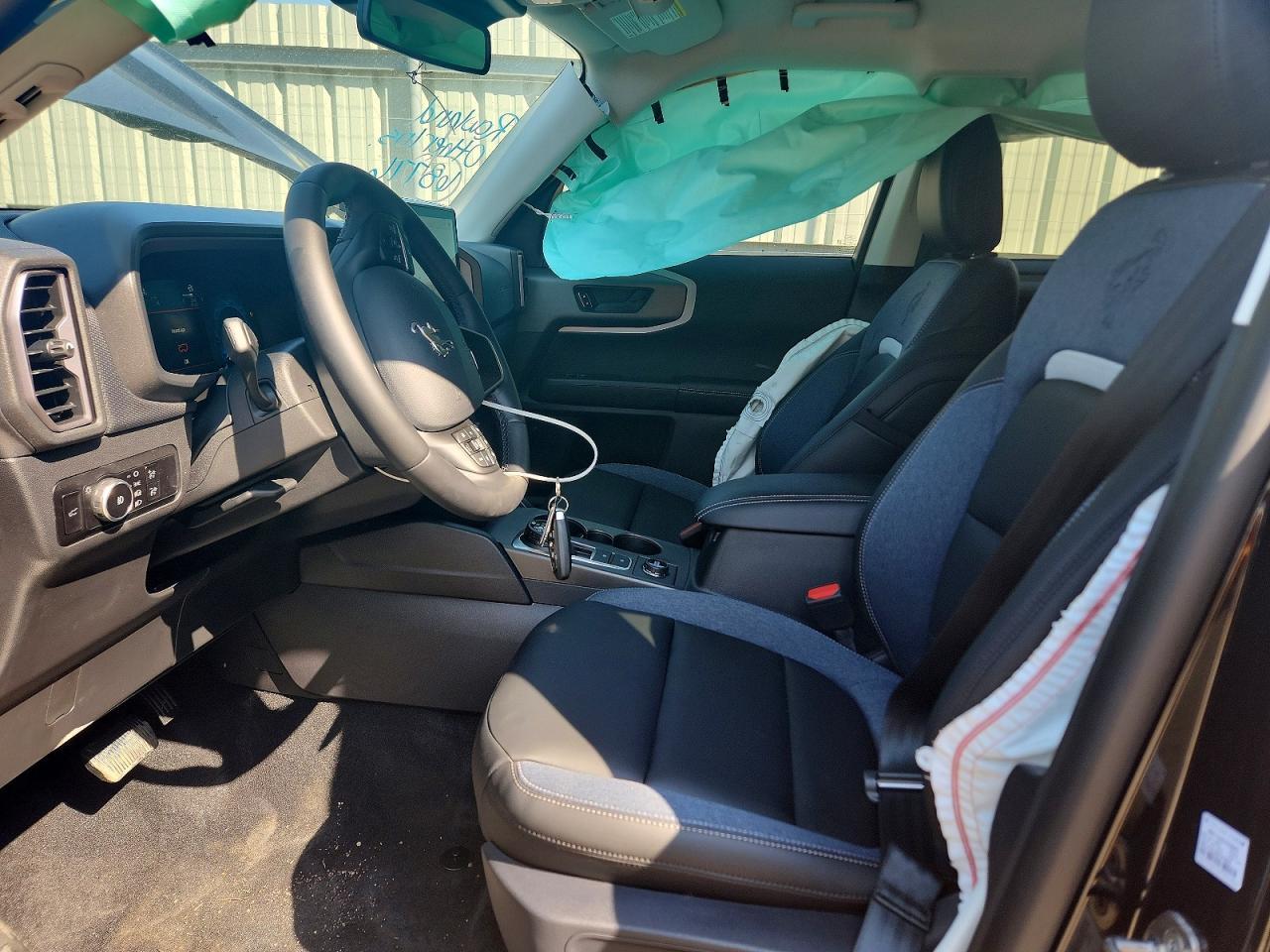 2025 Ford Bronco Sport Outer Banks - Фото 7