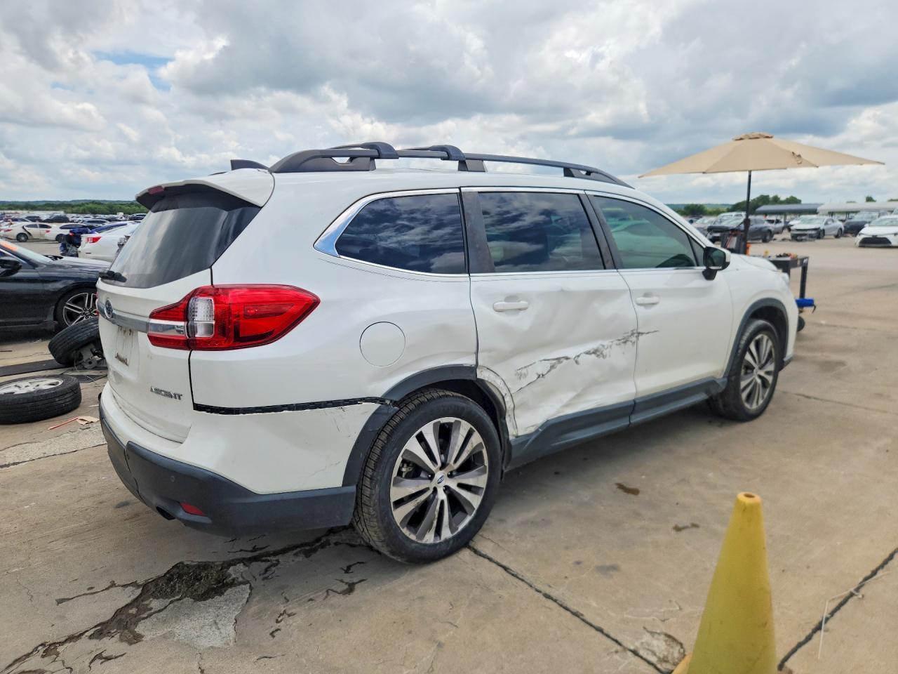 2021 Subaru Ascent Premium - Image 3