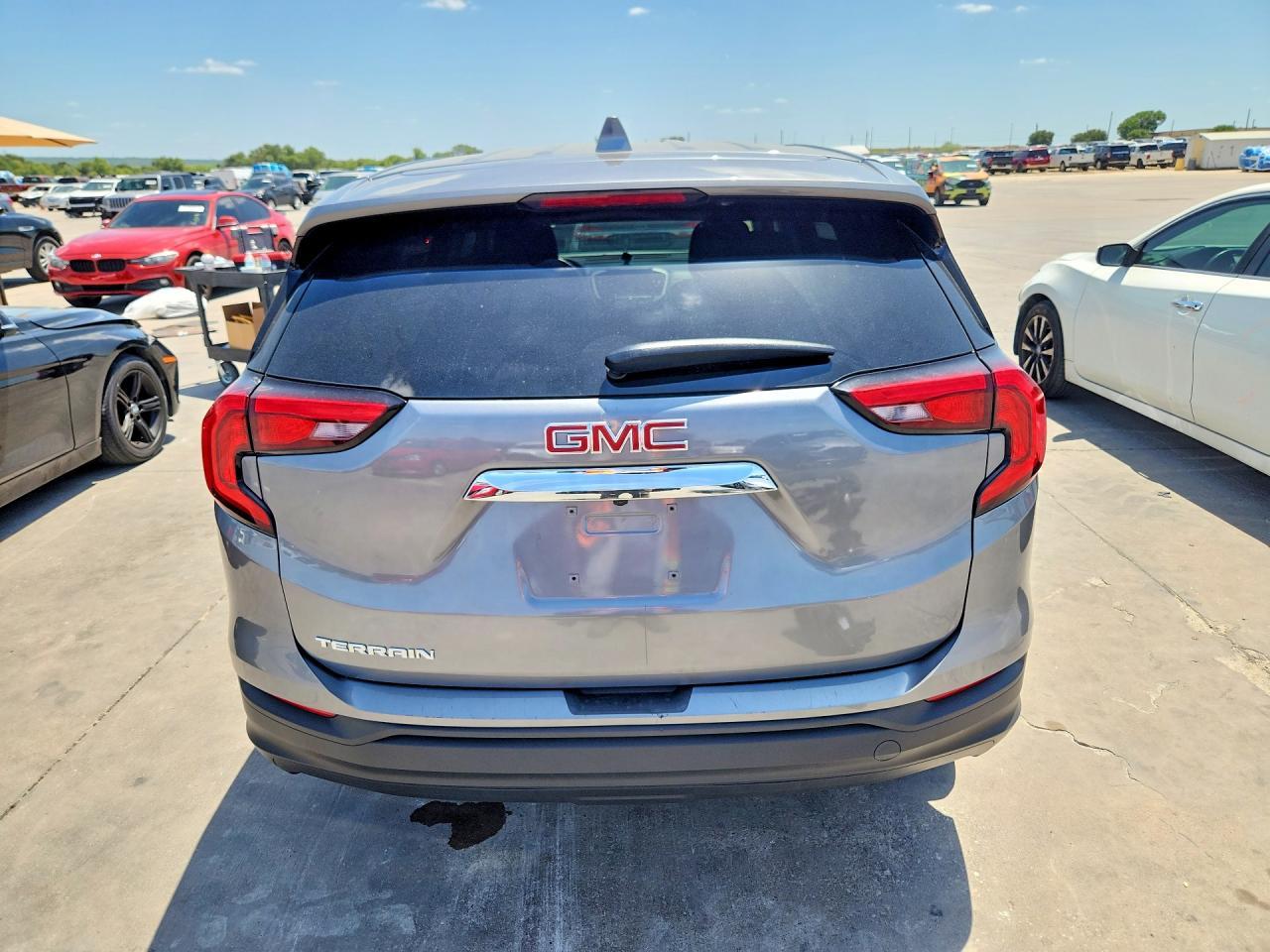 2020 GMC Terrain Sle - Фото 6