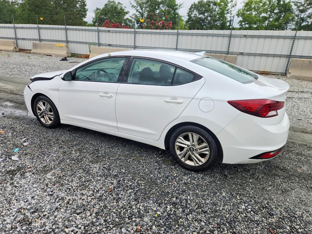 2020 Hyundai Elantra Sel - Image 2