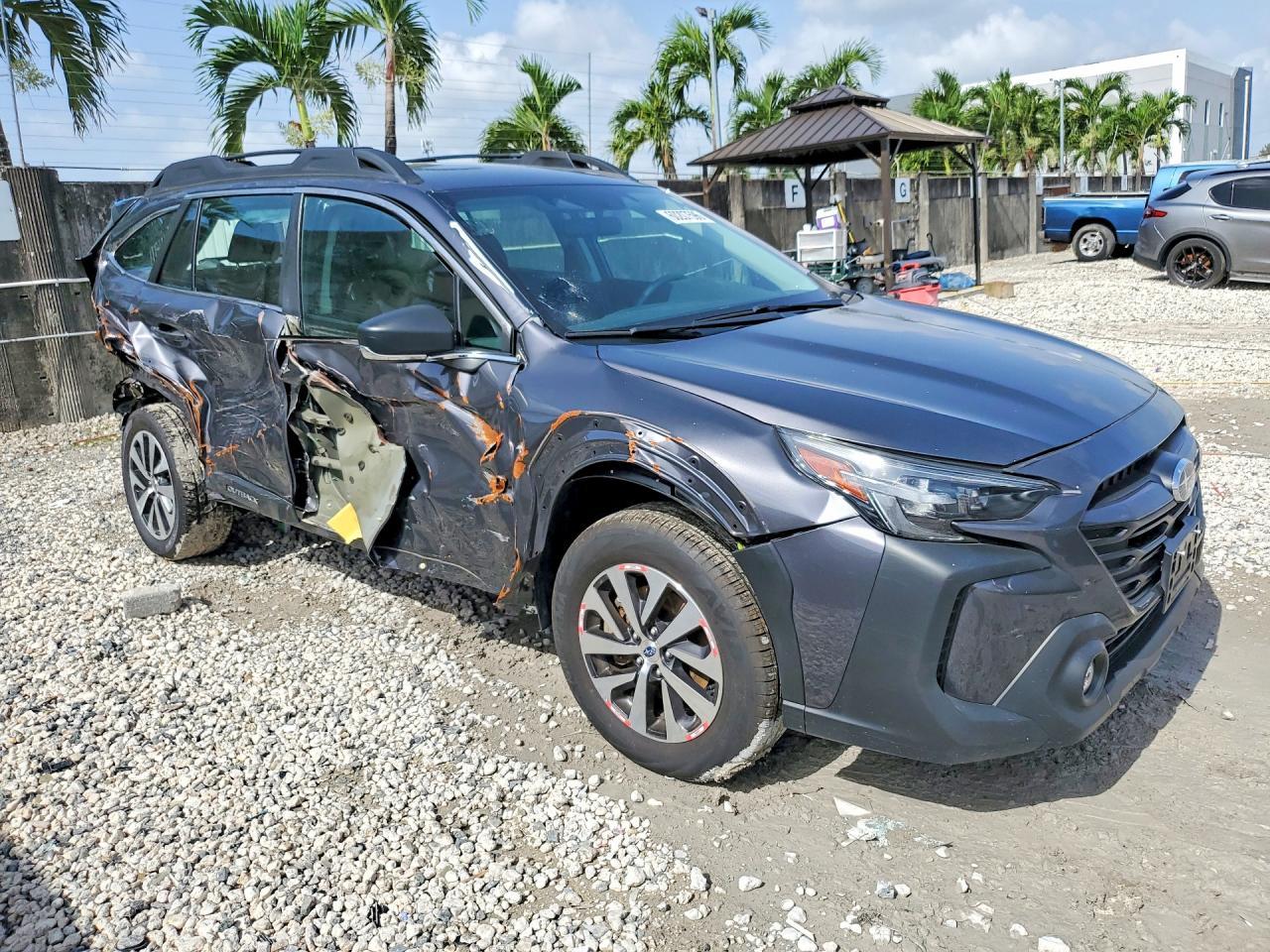 2025 Subaru Outback - Image 4