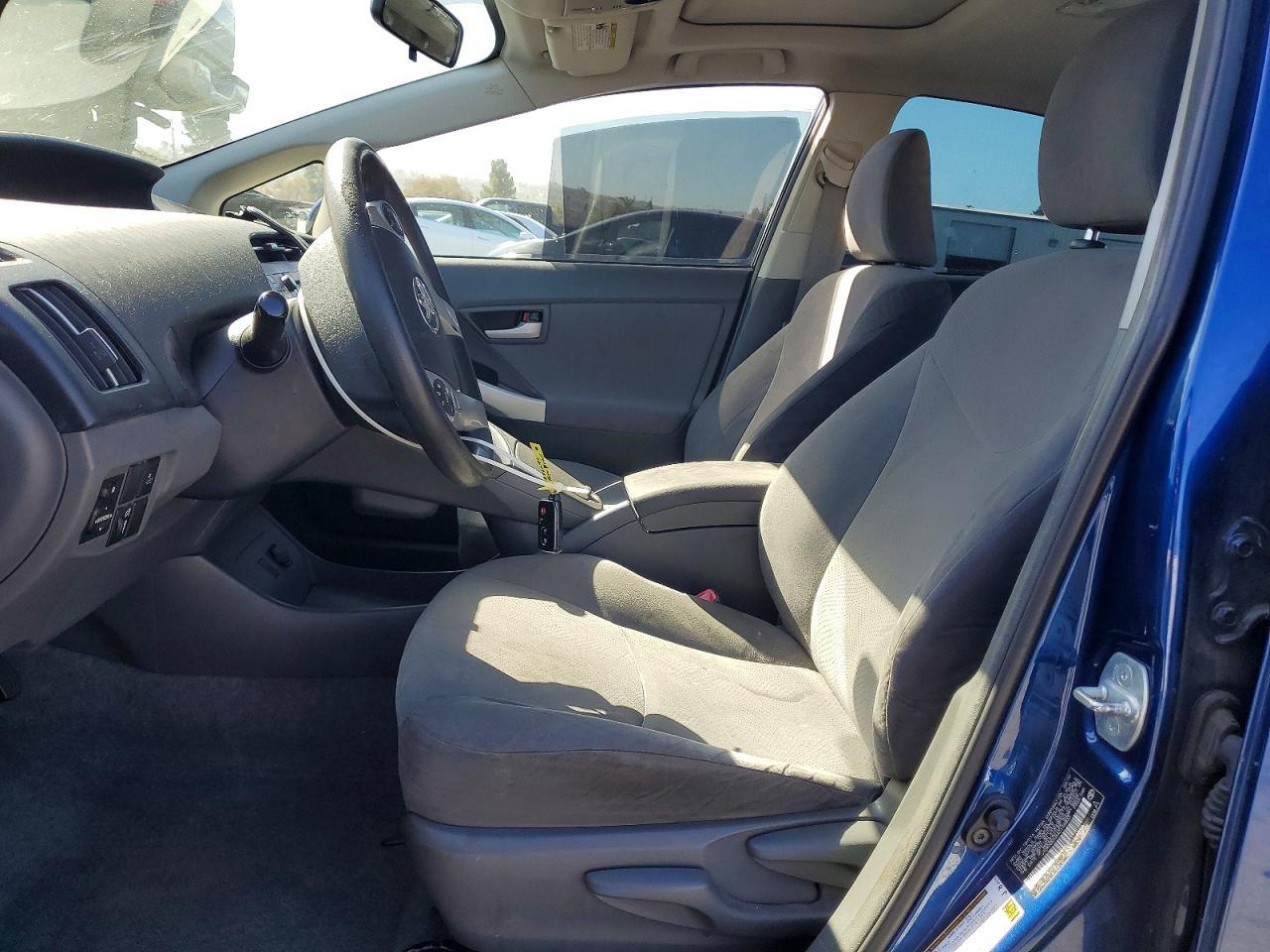 2010 Toyota Prius Iii - Фото 7