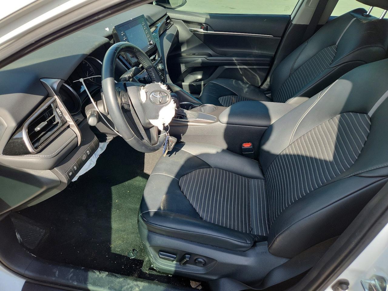 2021 Toyota Camry Se - Image 7