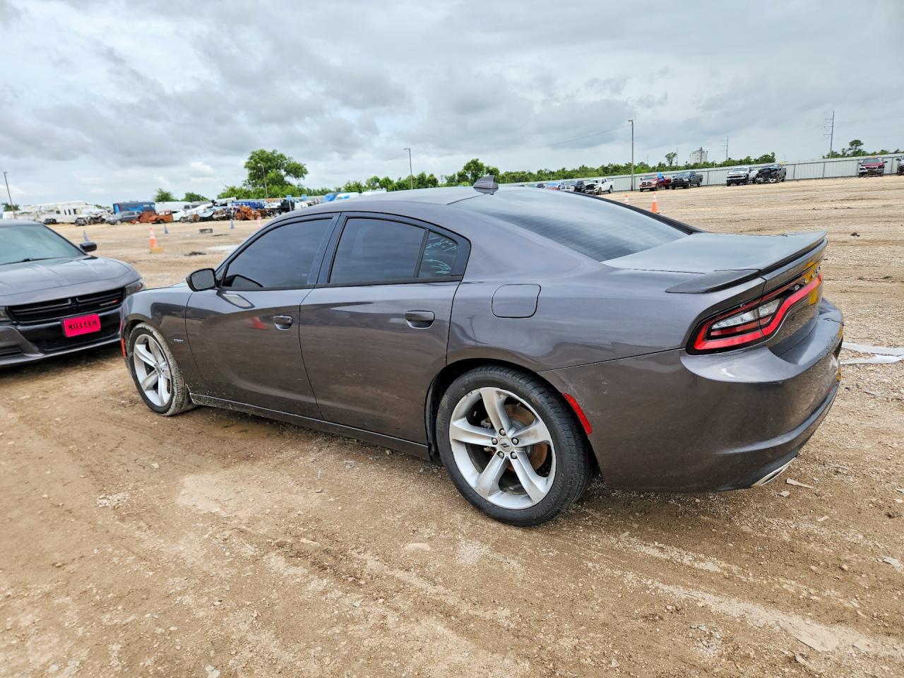 2017 Dodge Charger R/T - Фото 2