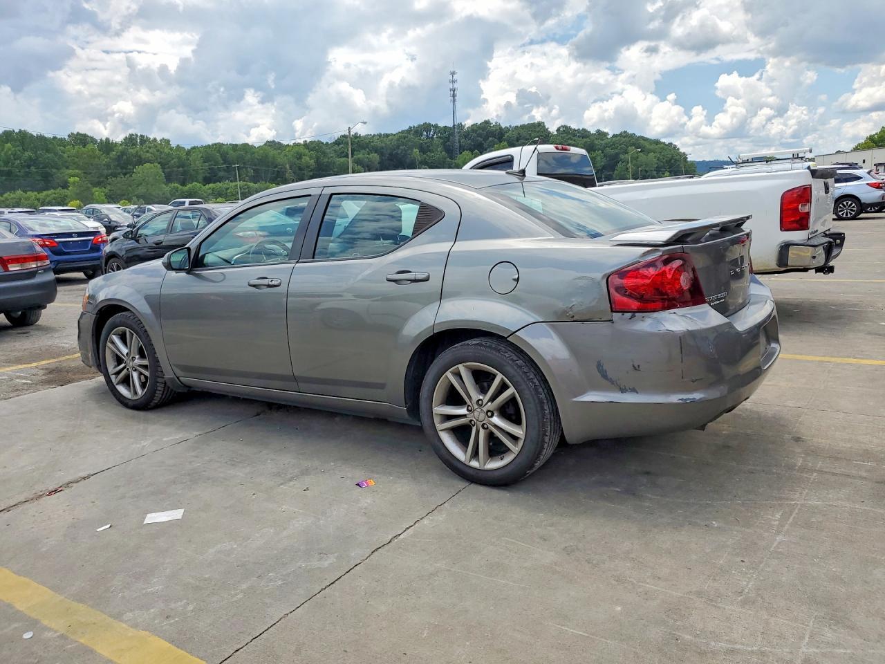 2013 Dodge Avenger Sxt - Image 2
