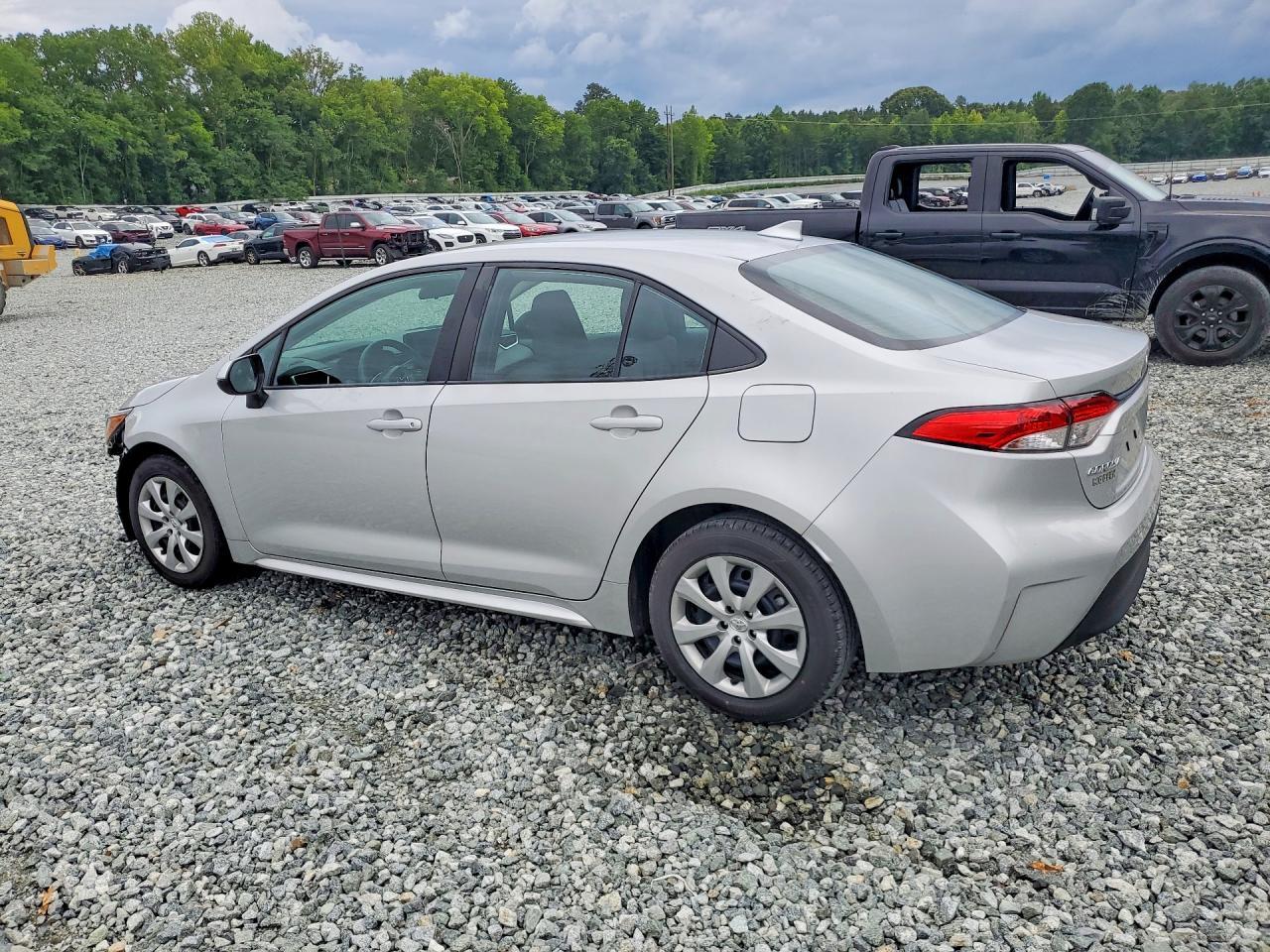 2023 Toyota Corolla Le - Фото 2