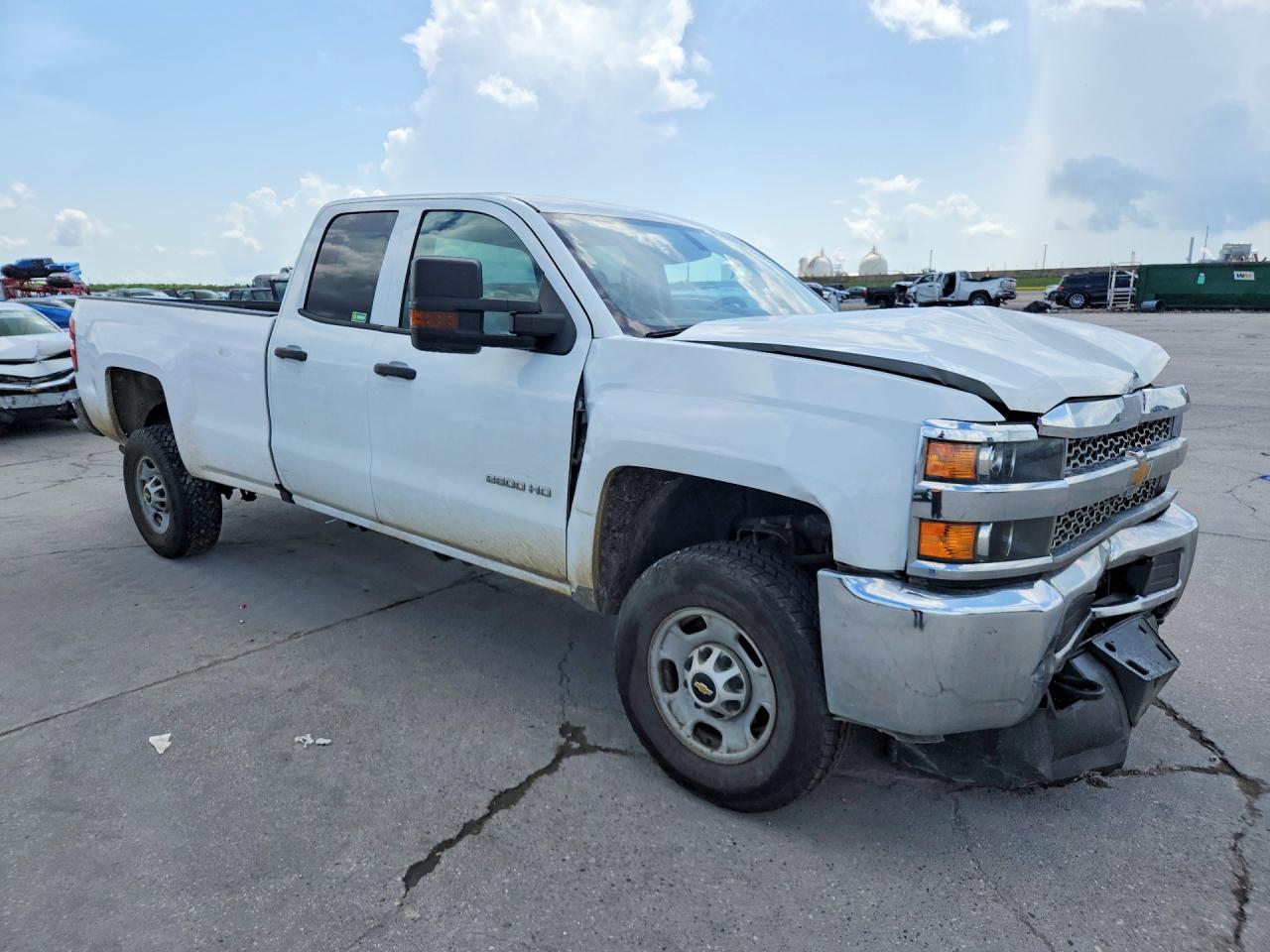 2019 Chevrolet Silverado K2500 Heavy Duty - Фото 4