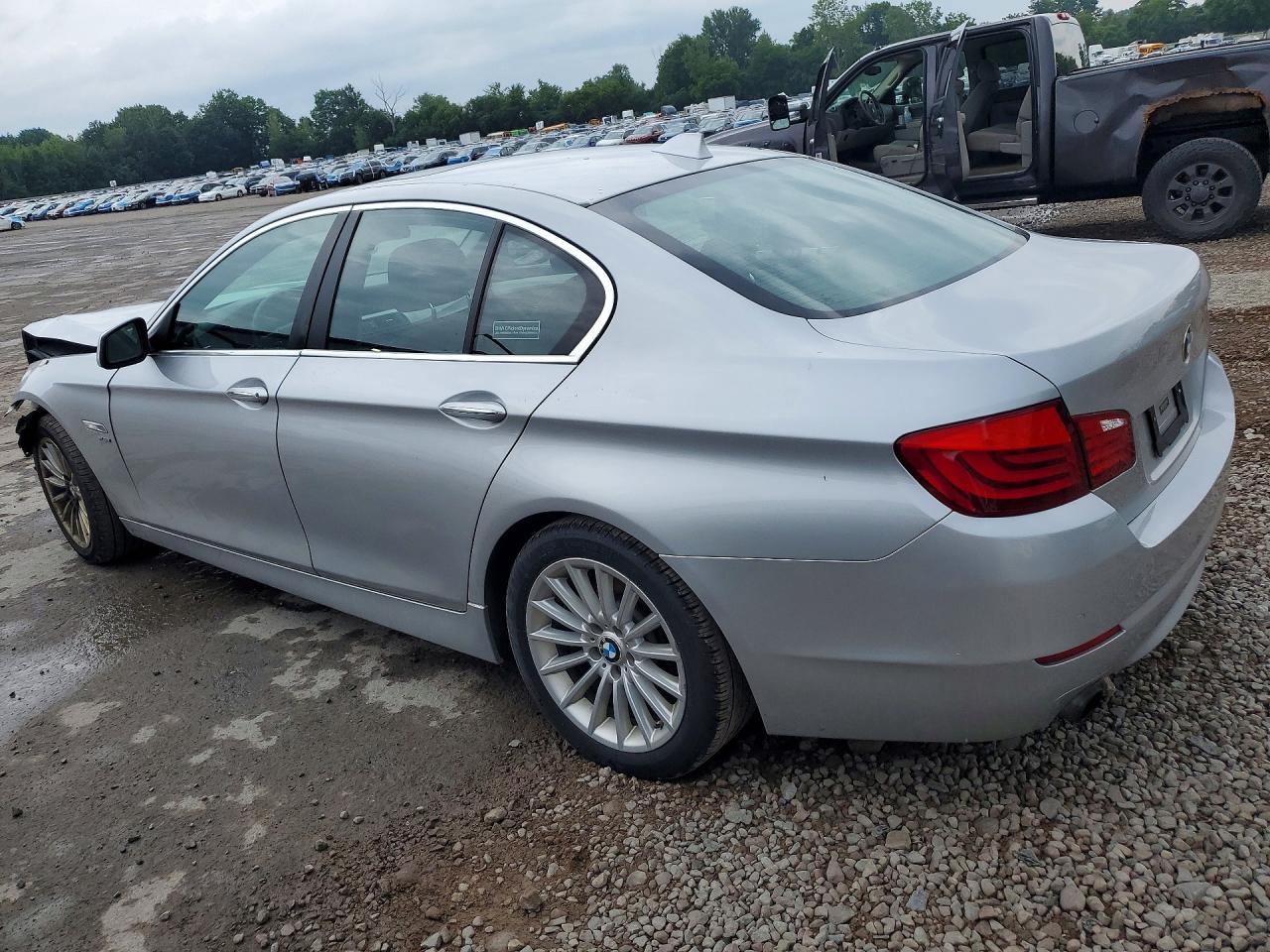 2012 BMW 535 Xi - Image 2