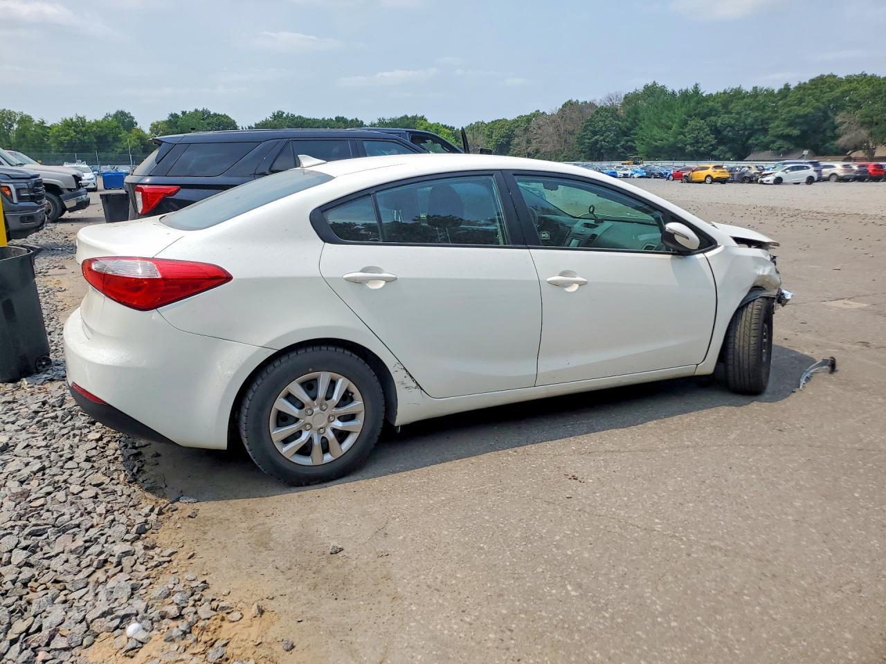 2016 Kia Forte Lx - Image 3