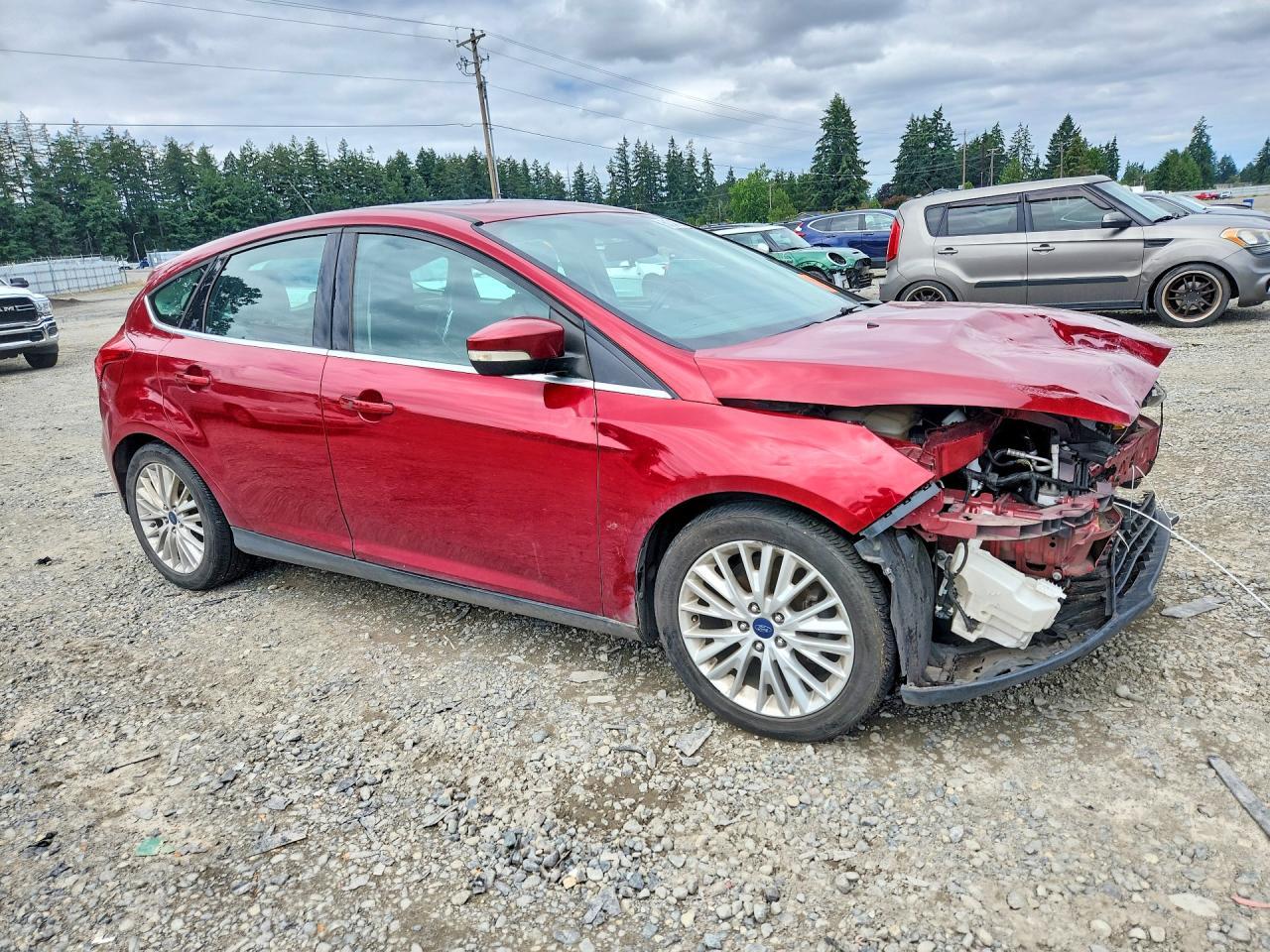 2015 Ford Focus Titanium - Image 4