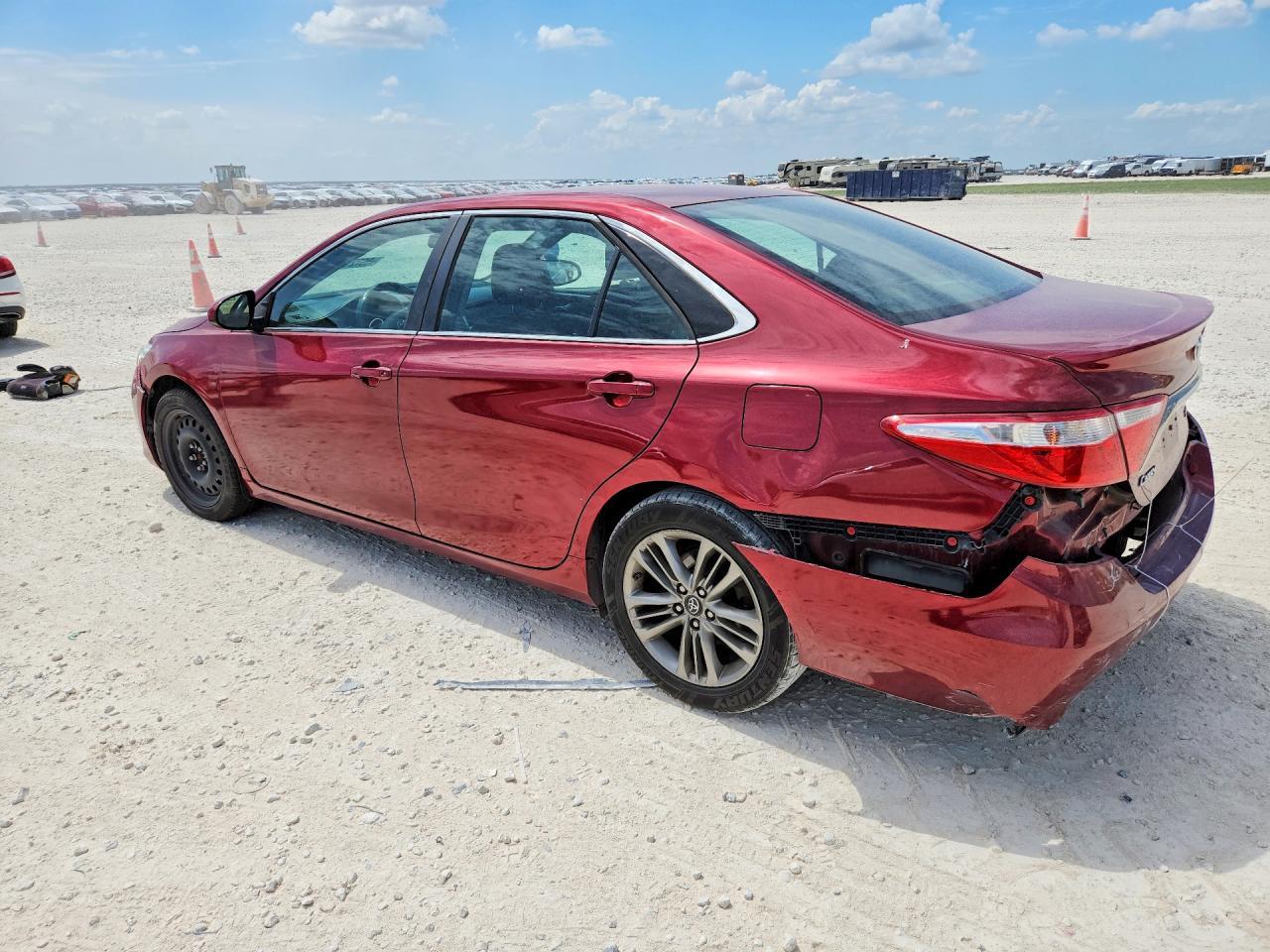 2017 Toyota Camry Se - Фото 2