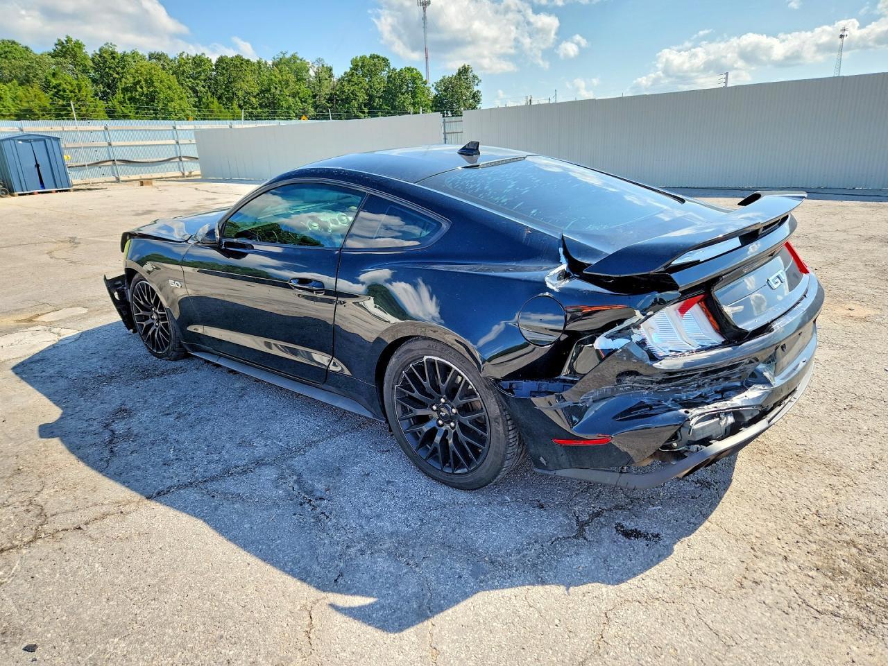 2020 Ford Mustang Gt - Image 2