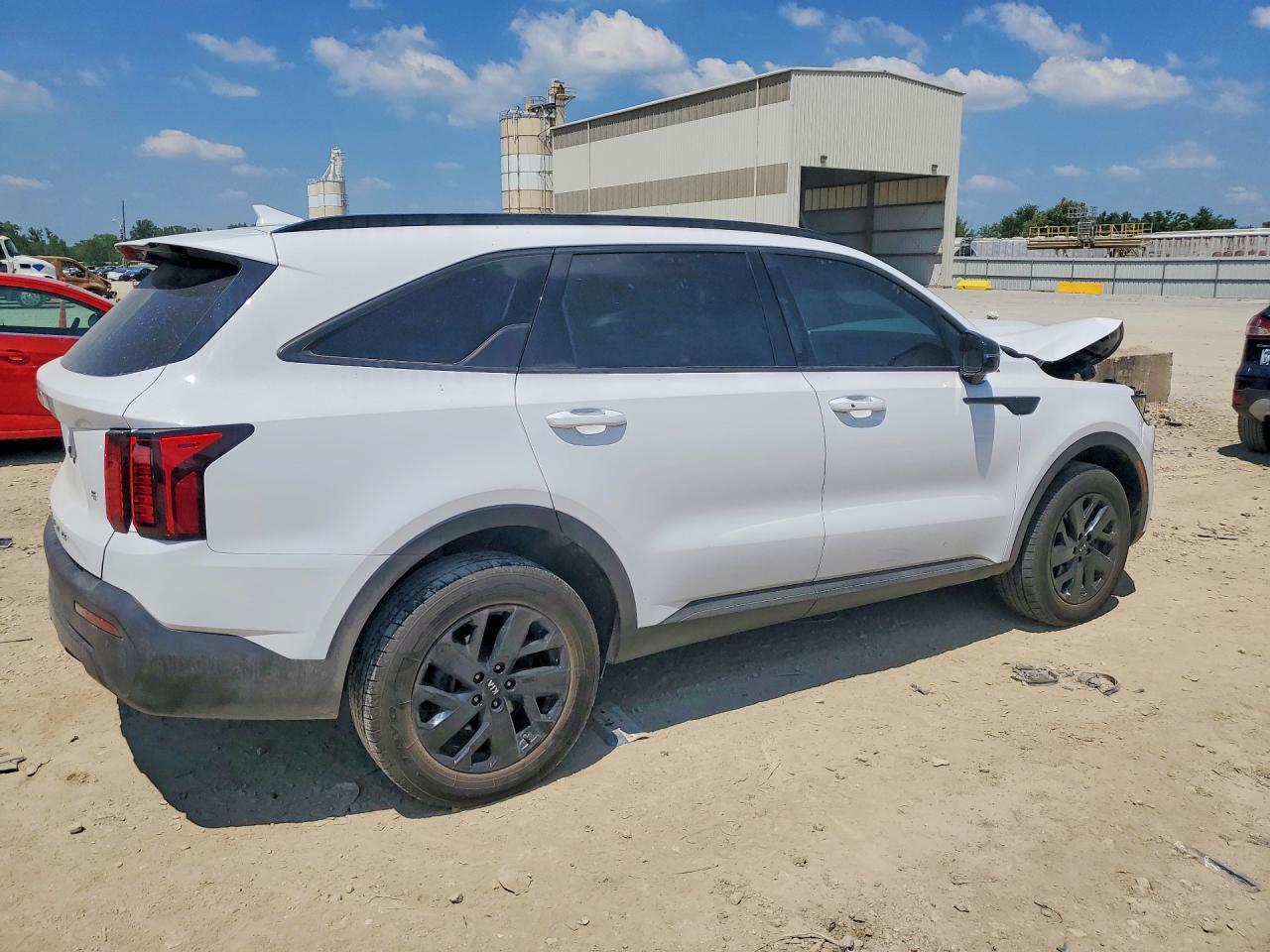 2021 Kia Sorento S - Фото 3