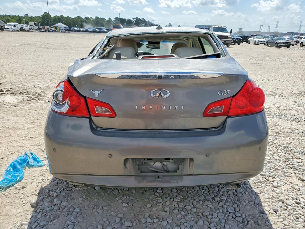 2013 Infiniti G37 Sedan Journey - Фото 6