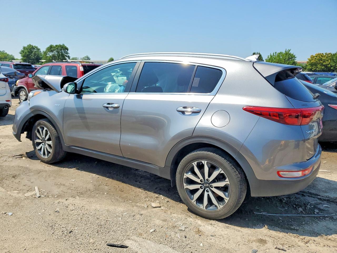 2017 Kia Sportage Ex - Image 2