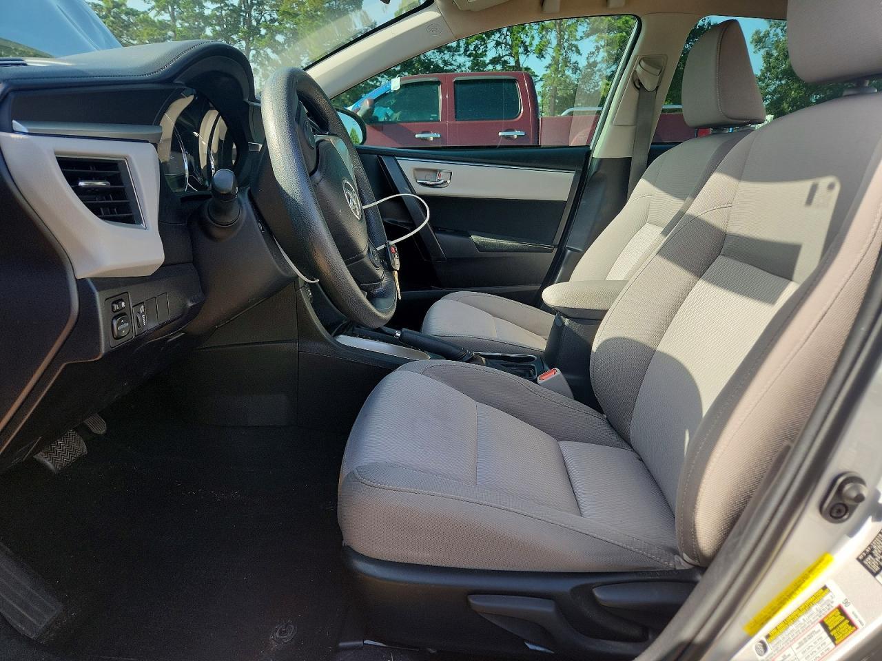 2015 Toyota Corolla Le - Image 7