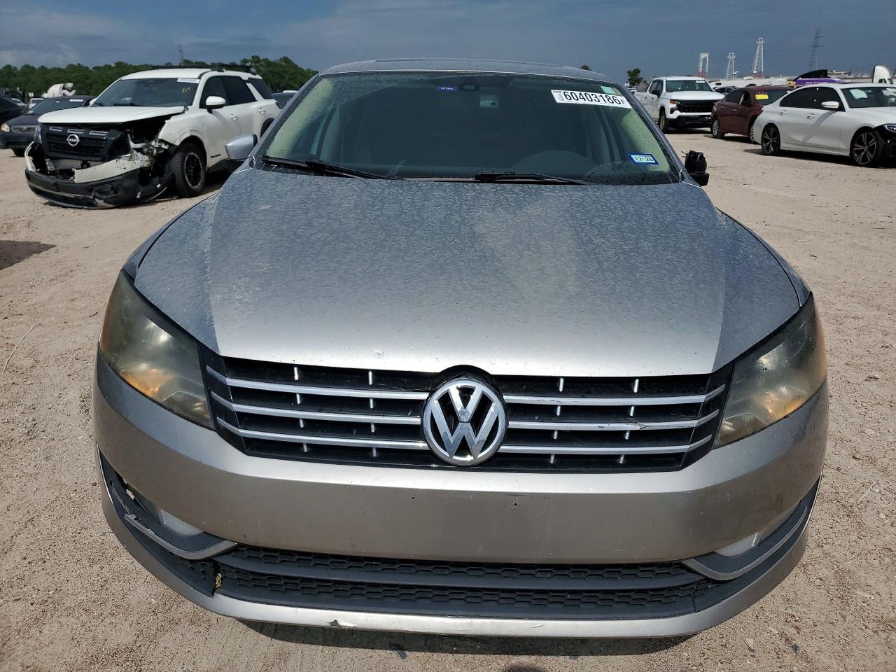 2014 Volkswagen Passat Se - Image 5