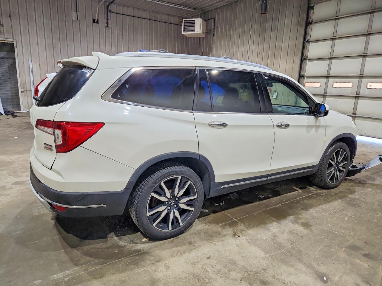 2019 Honda Pilot Touring - Фото 3