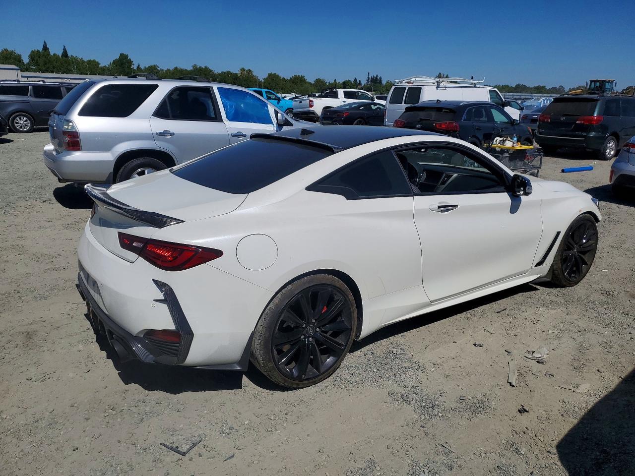 2021 Infiniti Q60 Red Sport 400 - Фото 3