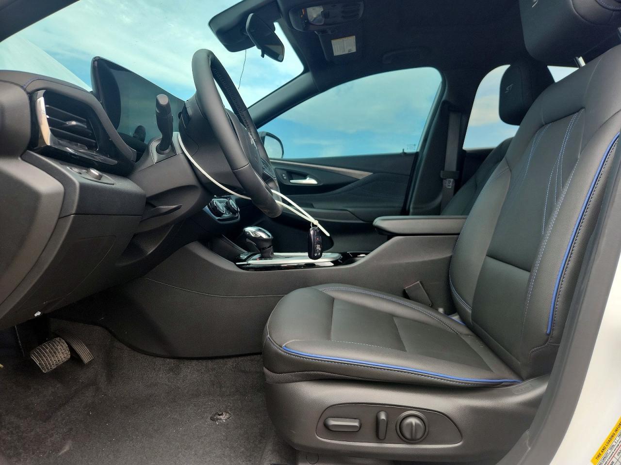 2026 Buick Envista Sport Touring - Image 7