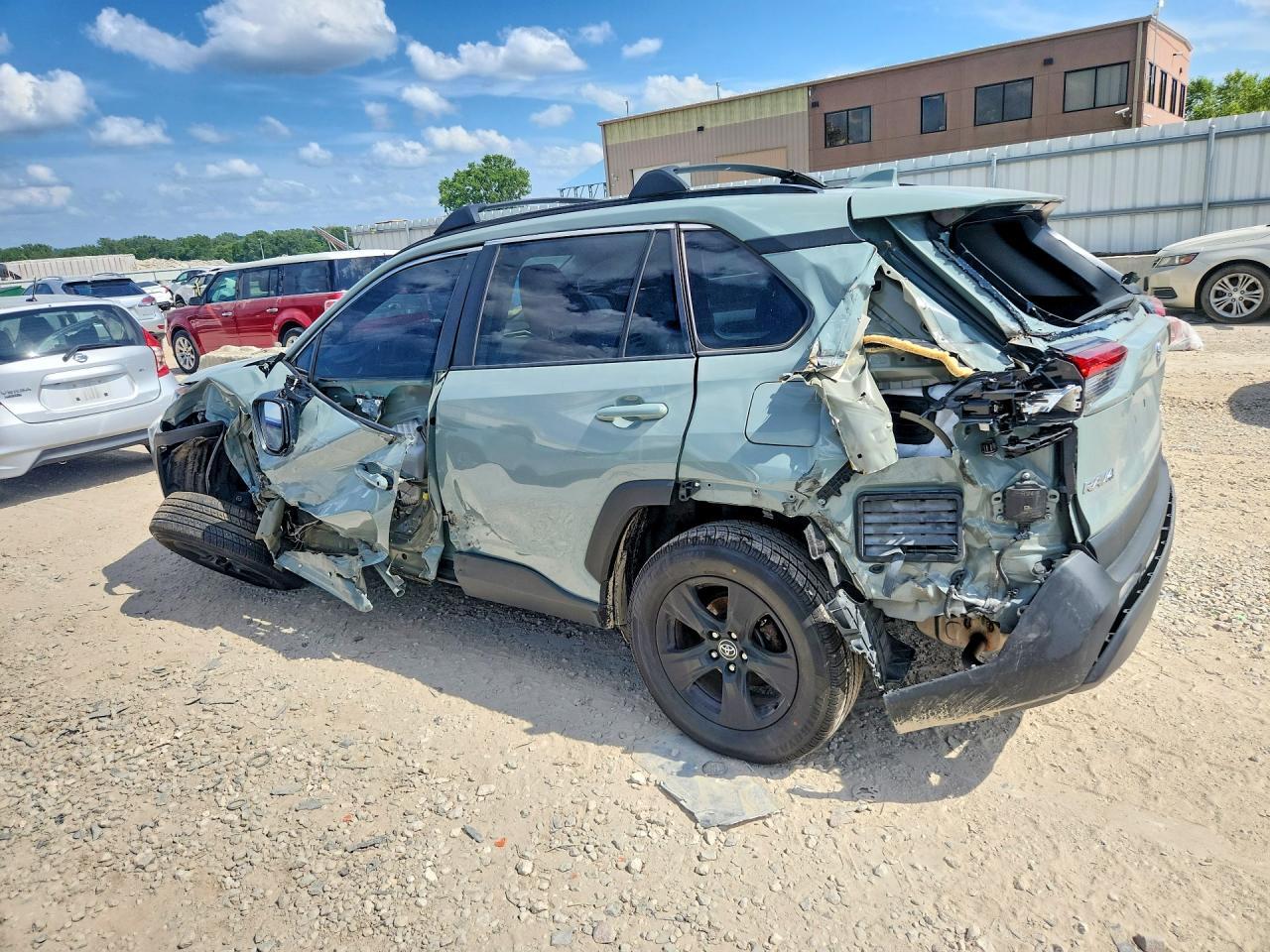 2021 Toyota Rav4 Xle - Фото 2