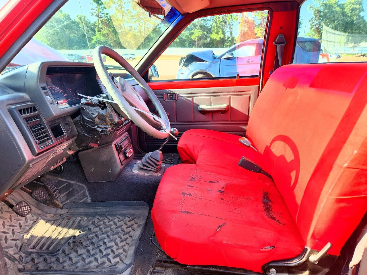 1990 Mazda B2200 Short Bed - Фото 7