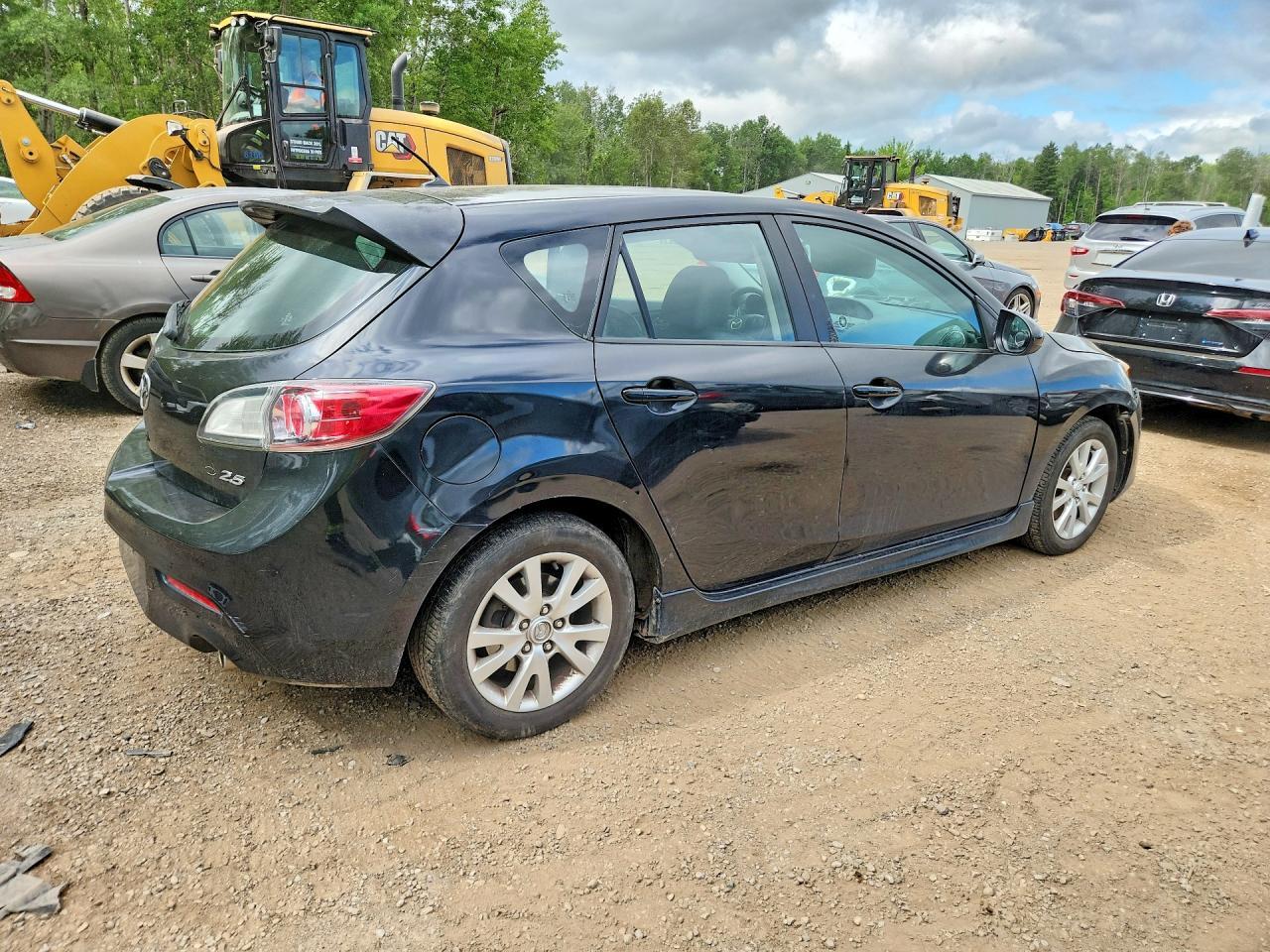 2011 Mazda 3 S - Фото 3