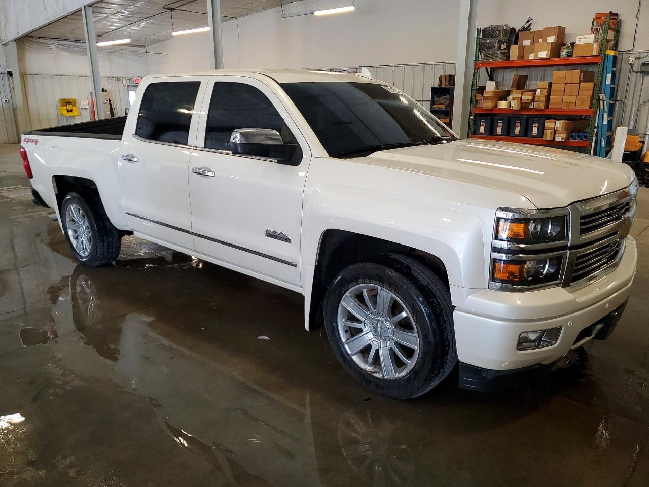 2015 Chevrolet Silverado K1500 High Country - Image 4