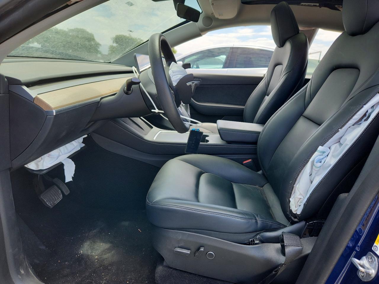 2022 Tesla Model Y - Image 7