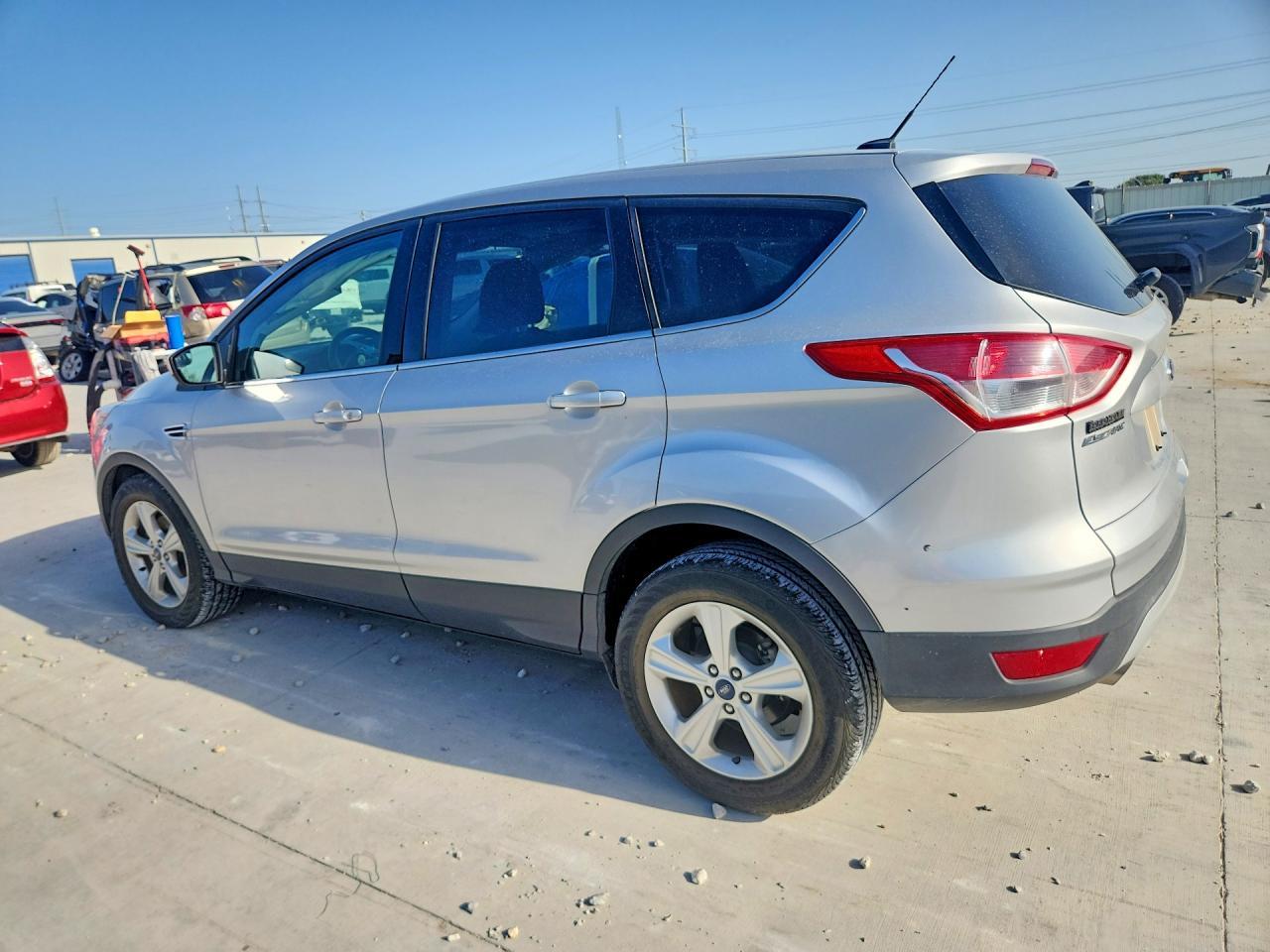 2014 Ford Escape Se - Фото 2