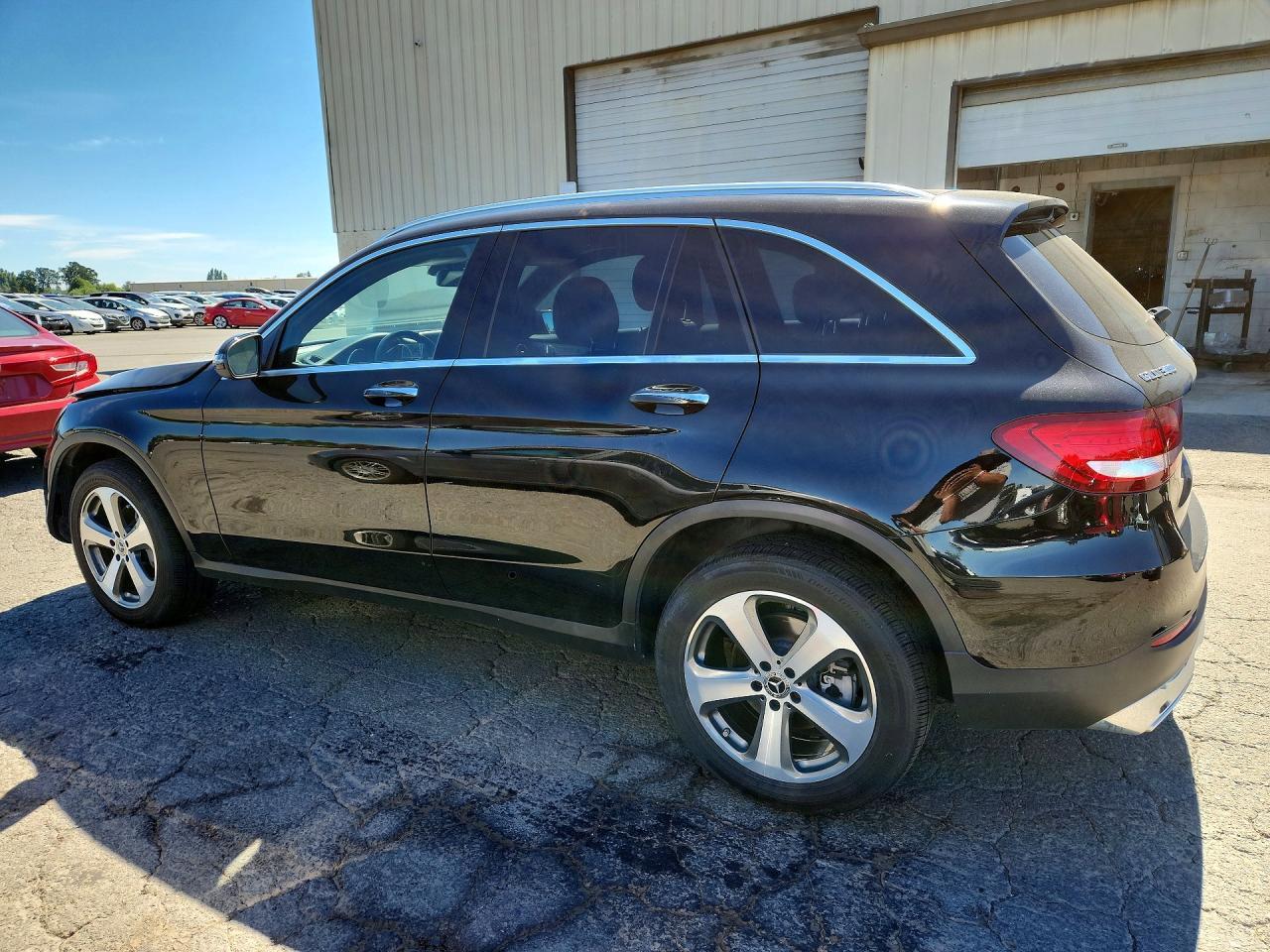 2019 Mercedes-Benz Glc 300 4Matic - Image 2