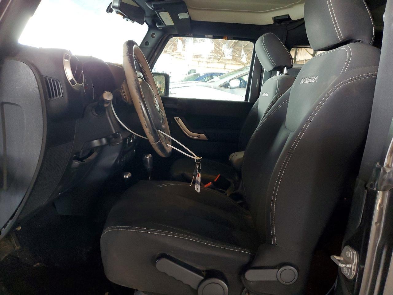 2018 Jeep Wrangler Sahara - Image 7