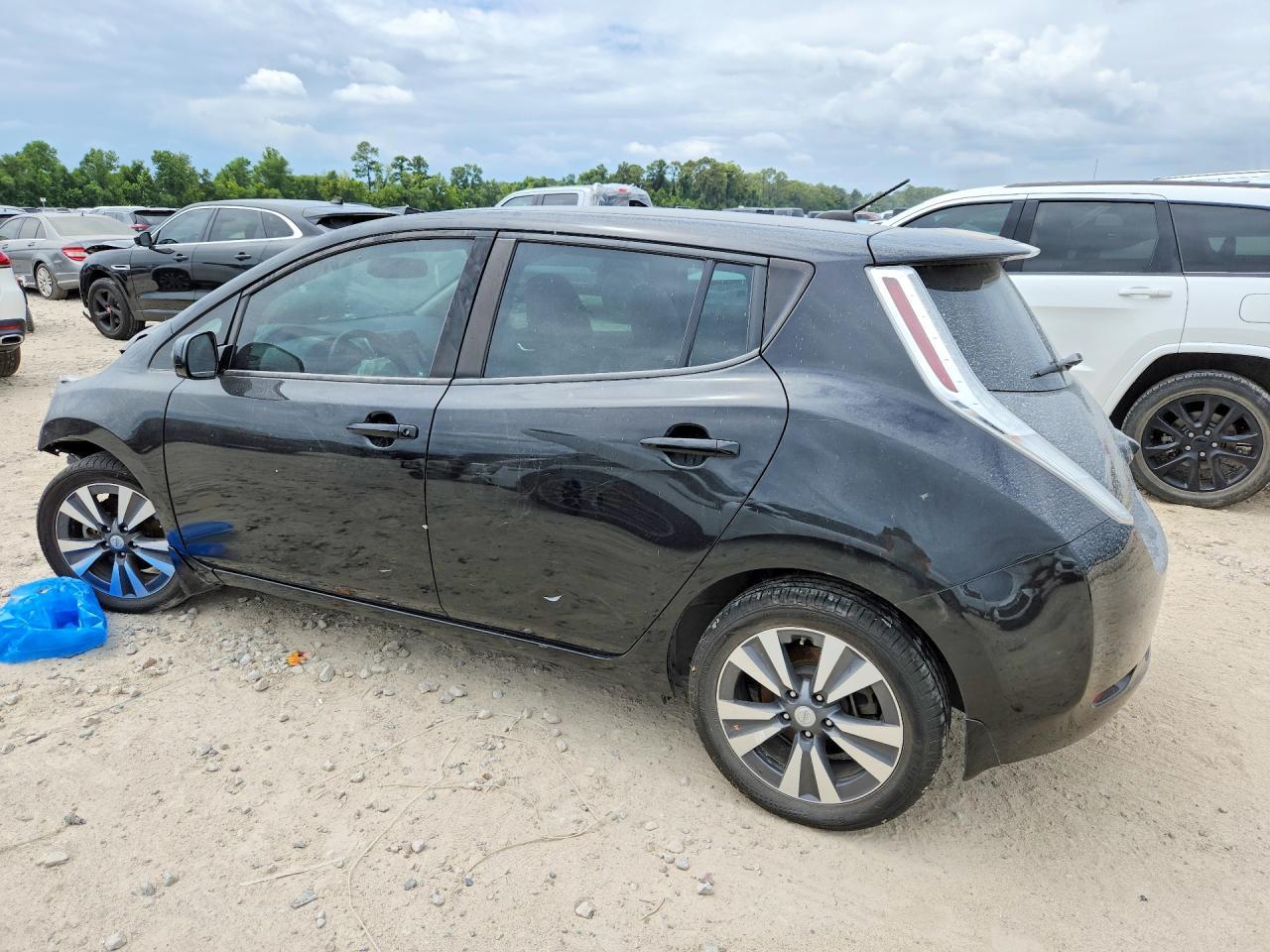 2015 Nissan Leaf S - Фото 2