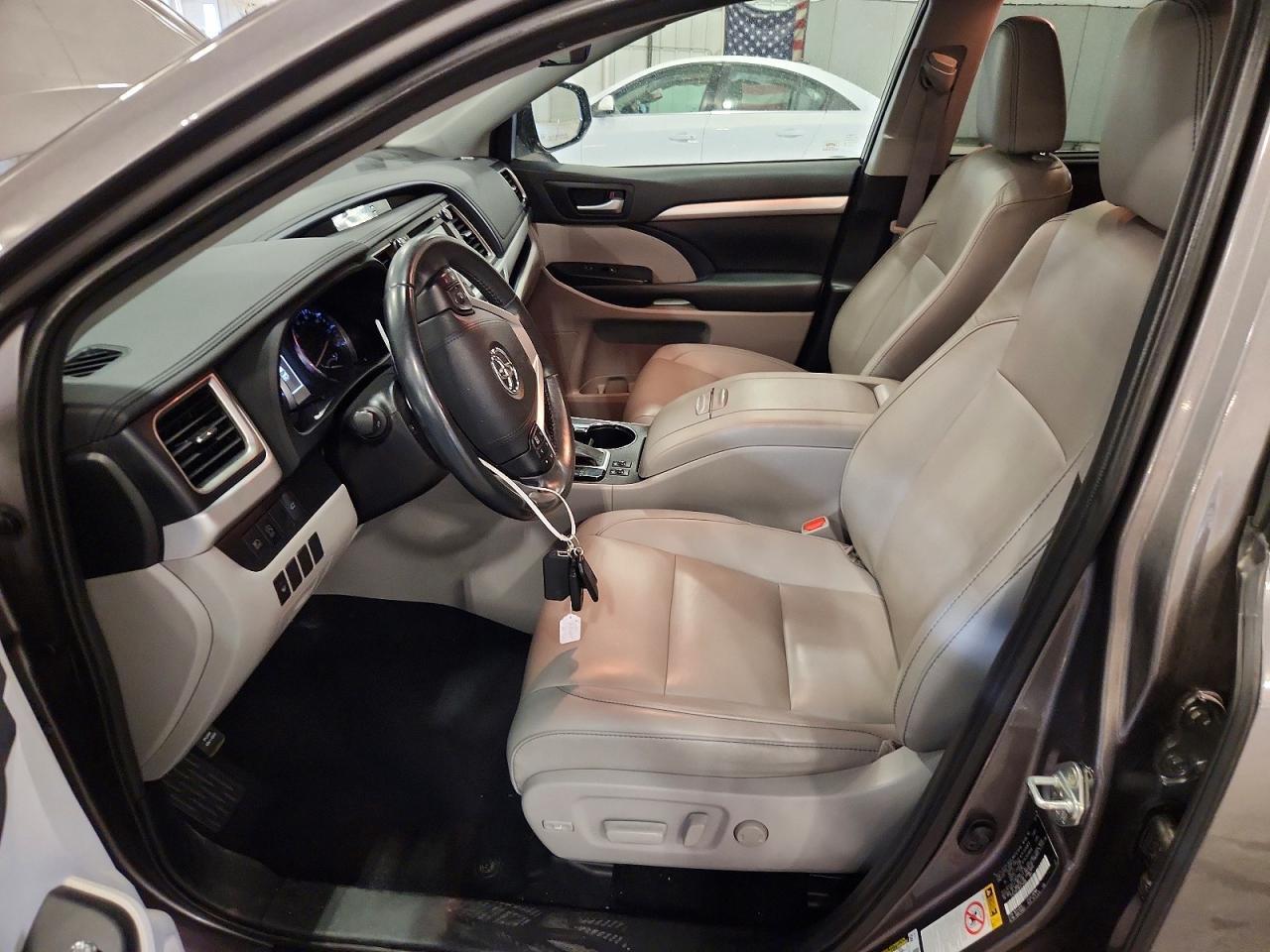 2019 Toyota Highlander Xle - Фото 7