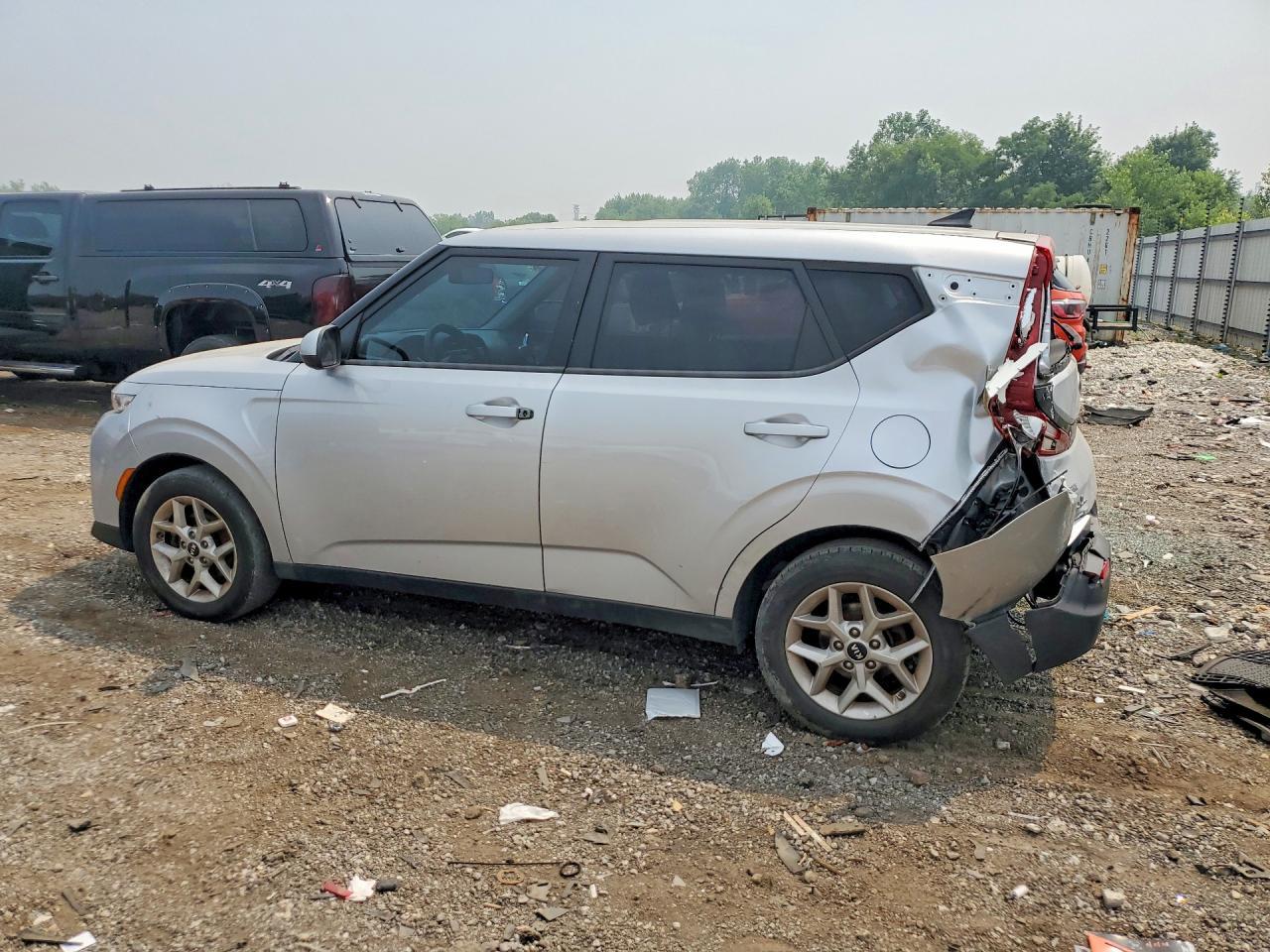 2020 Kia Soul S - Image 2