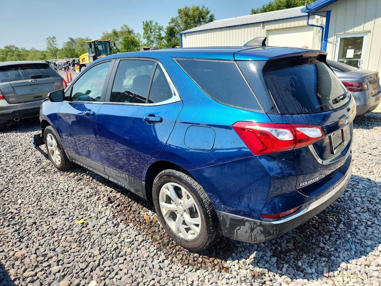 2021 Chevrolet Equinox Lt - Image 2
