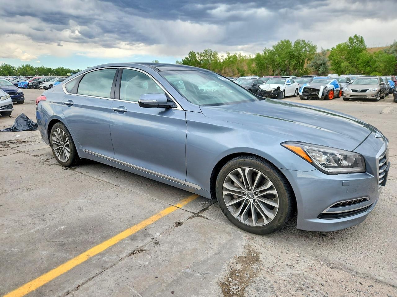2015 Hyundai Genesis 3.8L - Фото 4