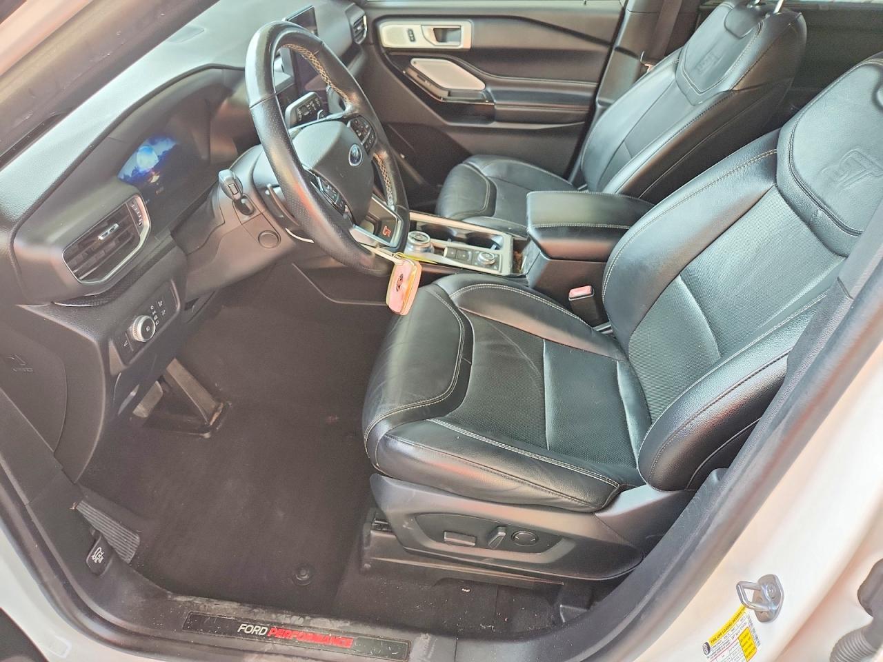 2022 Ford Explorer St - Image 7
