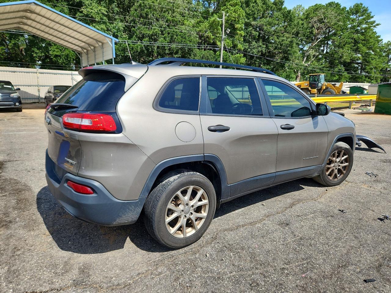 2016 Jeep Cherokee Sport - Фото 3