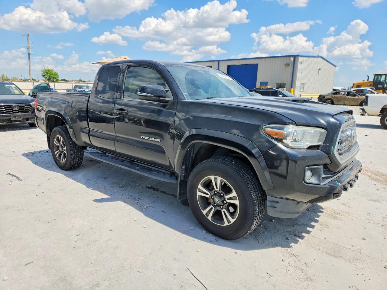 2016 Toyota Tacoma Trd Sport - Image 4