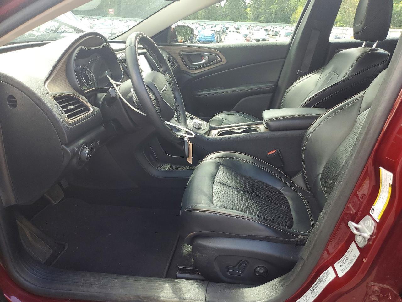 2015 Chrysler 200 C - Image 7