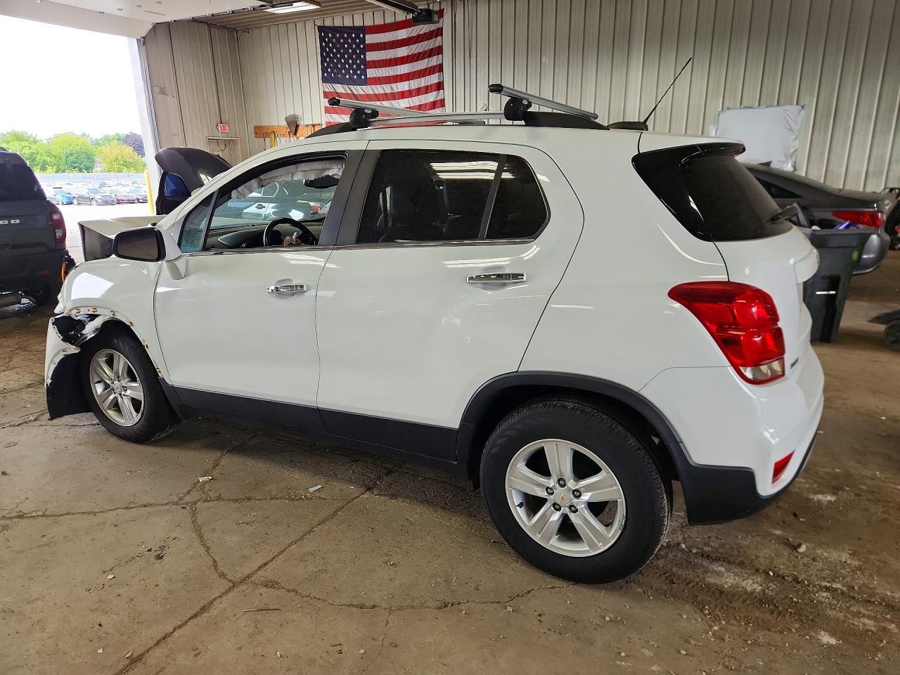 2018 Chevrolet Trax 1Lt - Image 2