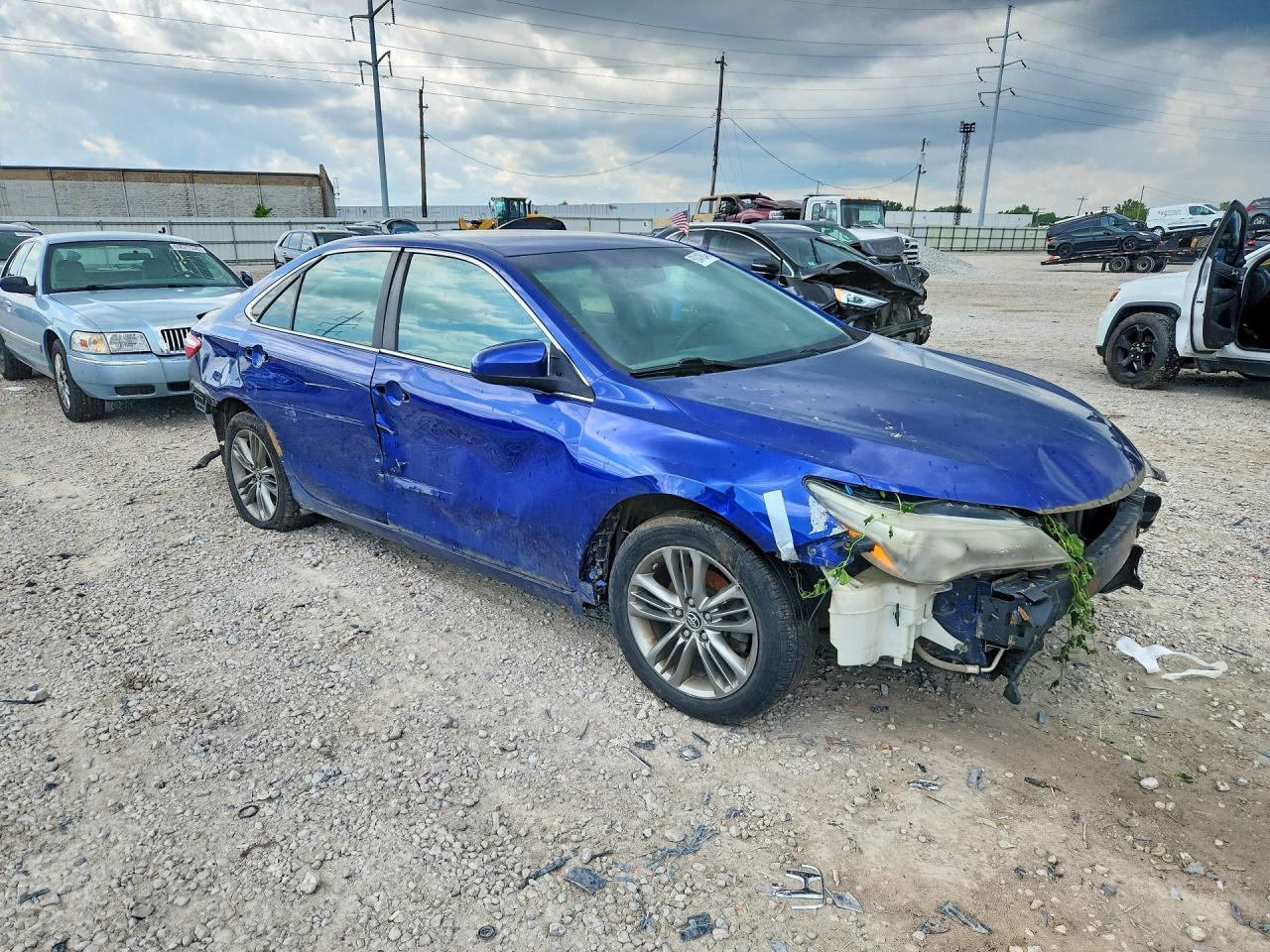 2016 Toyota Camry Se - Фото 4