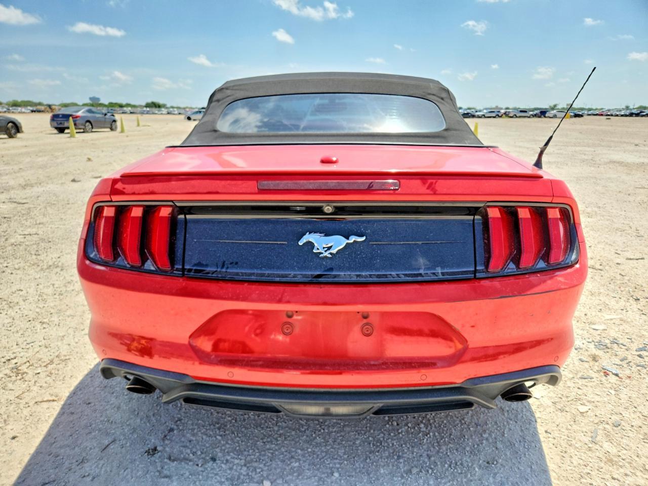 2020 Ford Mustang V6 Convertible - Image 6