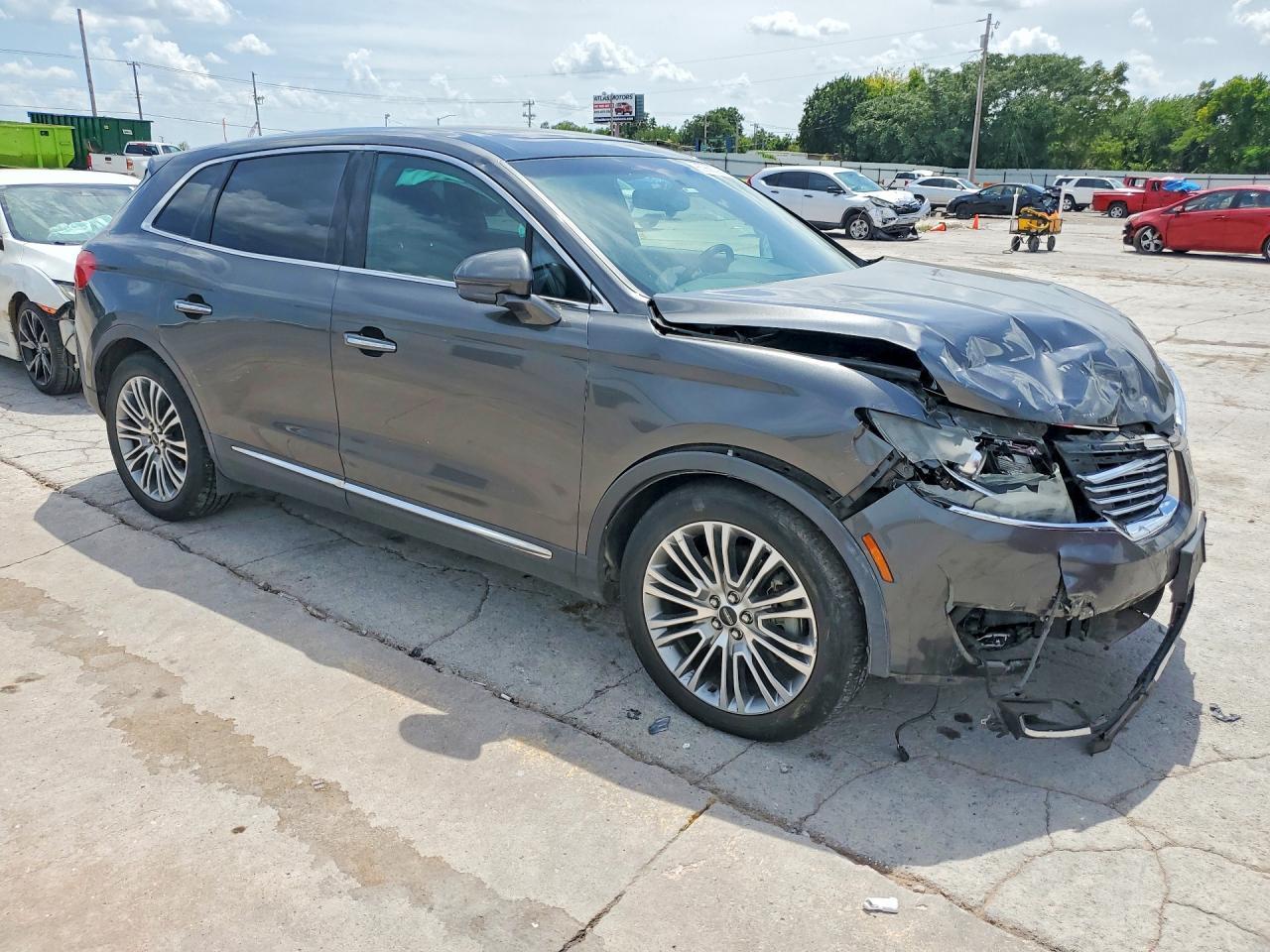 2017 Lincoln Mkx Reserve - Image 4
