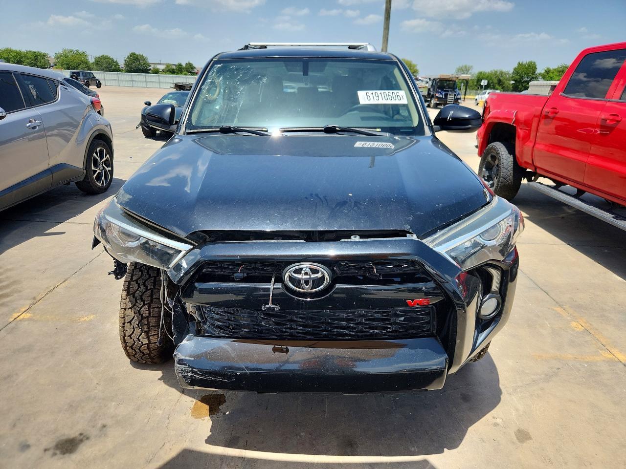 2017 Toyota 4Runner Sr5 - Image 5